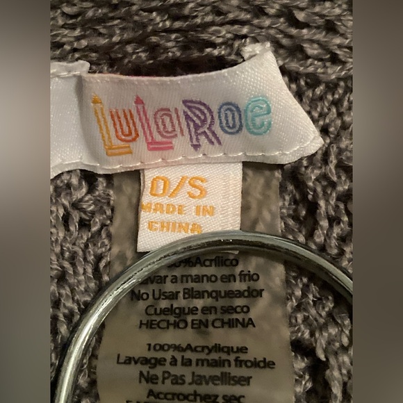 Lularoe The Mimi gray Open Knit fringe trim scarf shawl. One size. - Picture 3 of 7